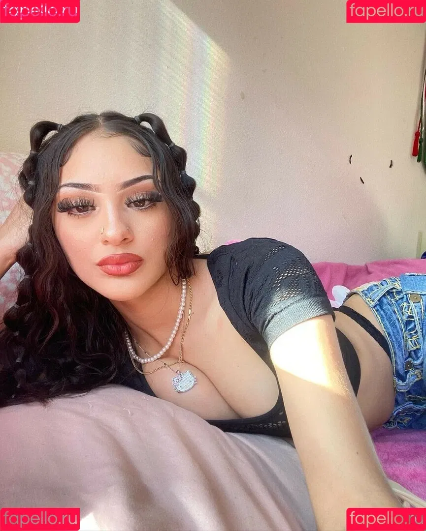 katiiebaeb Onlyfans Photo Gallery 