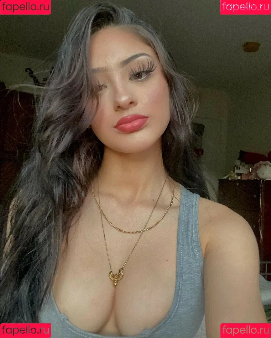 katiiebaeb Onlyfans Photo Gallery 