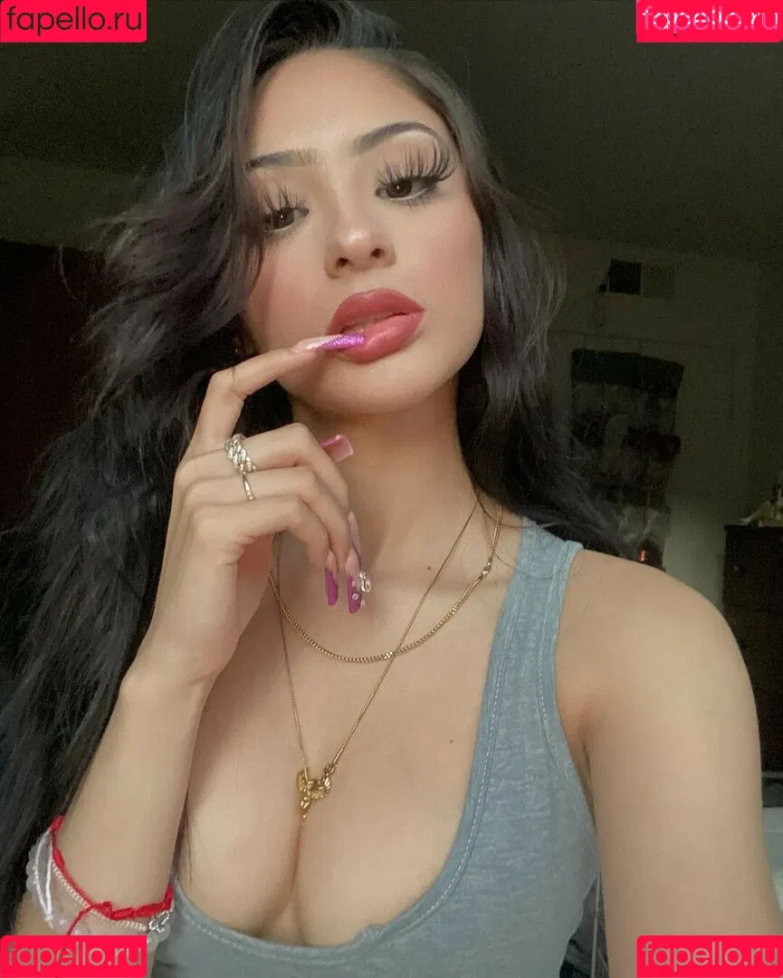 katiiebaeb Onlyfans Photo Gallery 