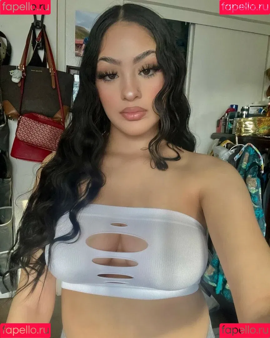 katiiebaeb Onlyfans Photo Gallery 