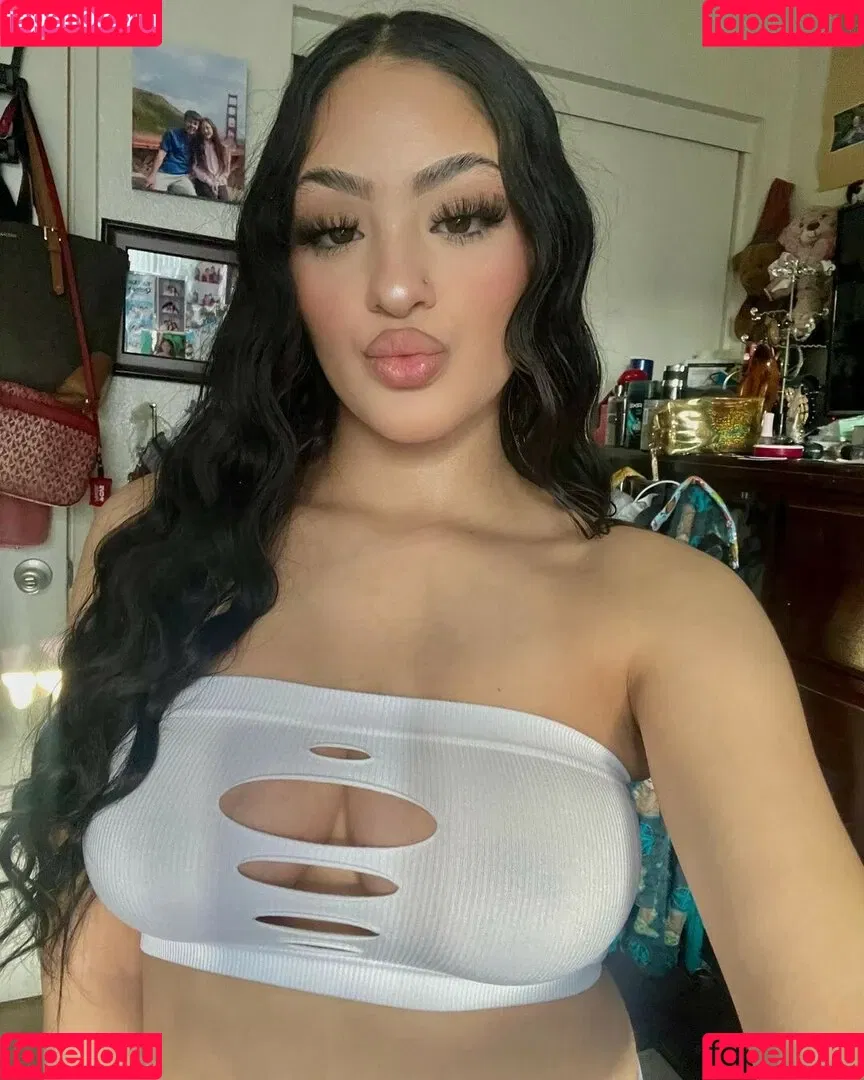 katiiebaeb Onlyfans Photo Gallery 
