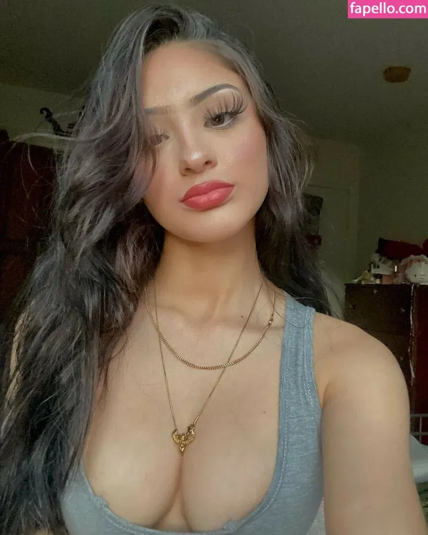 katiiebaeb Onlyfans Photo Gallery 