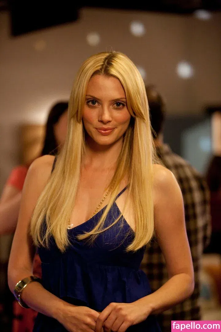 April Bowlby Onlyfans Photo Gallery 