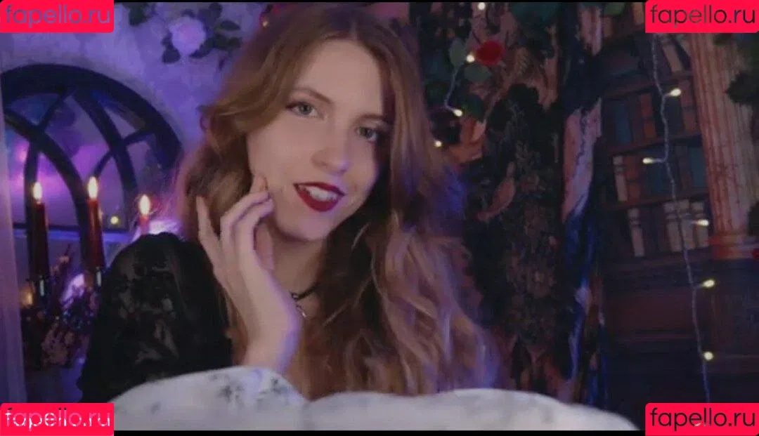 Yarify ASMR Onlyfans Photo Gallery 