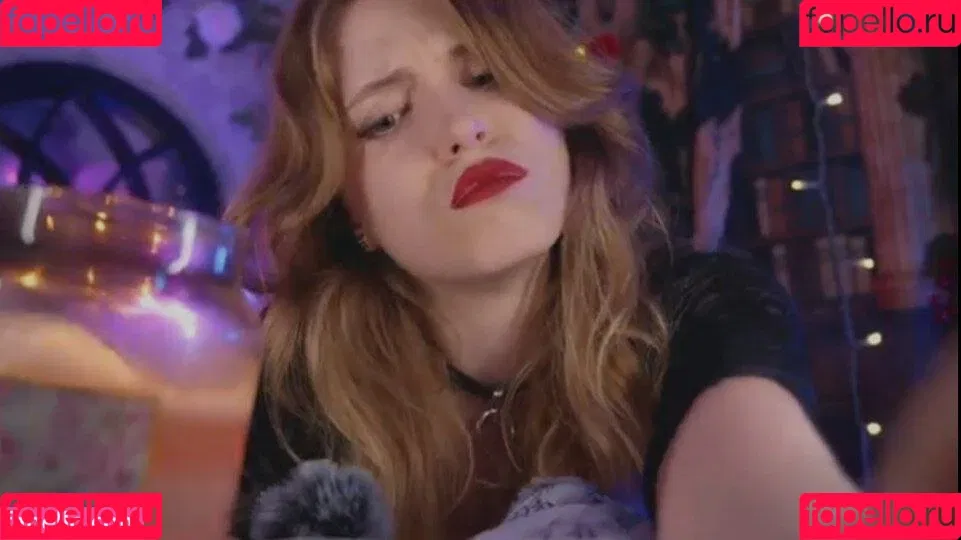 Yarify ASMR Onlyfans Photo Gallery 