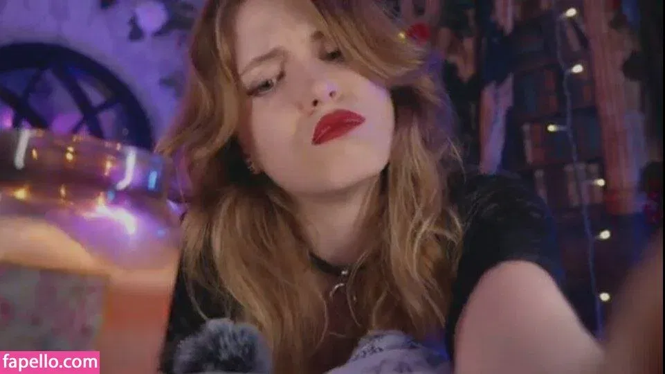 Yarify ASMR Onlyfans Photo Gallery 