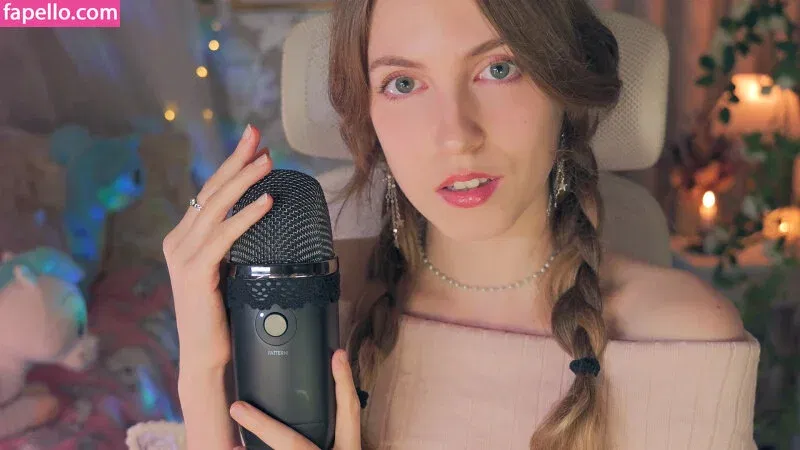 Yarify ASMR Onlyfans Photo Gallery 