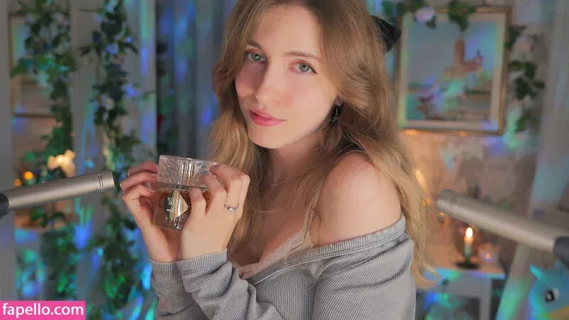 Yarify ASMR Onlyfans Photo Gallery 