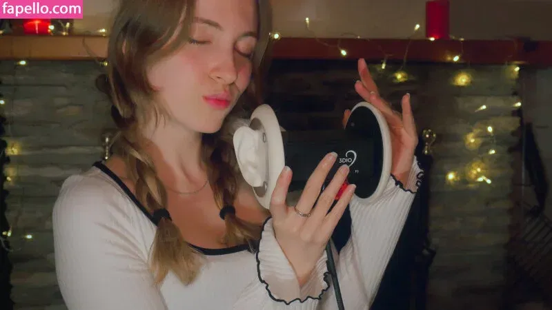 Yarify ASMR Onlyfans Photo Gallery 