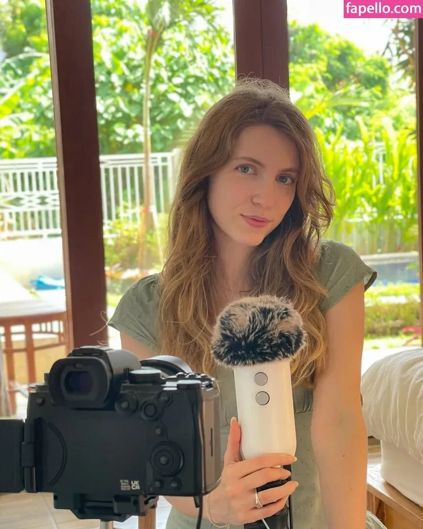 Yarify ASMR Onlyfans Photo Gallery 