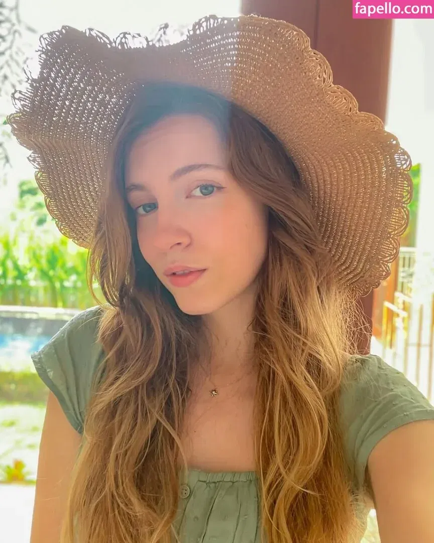 Yarify ASMR Onlyfans Photo Gallery 