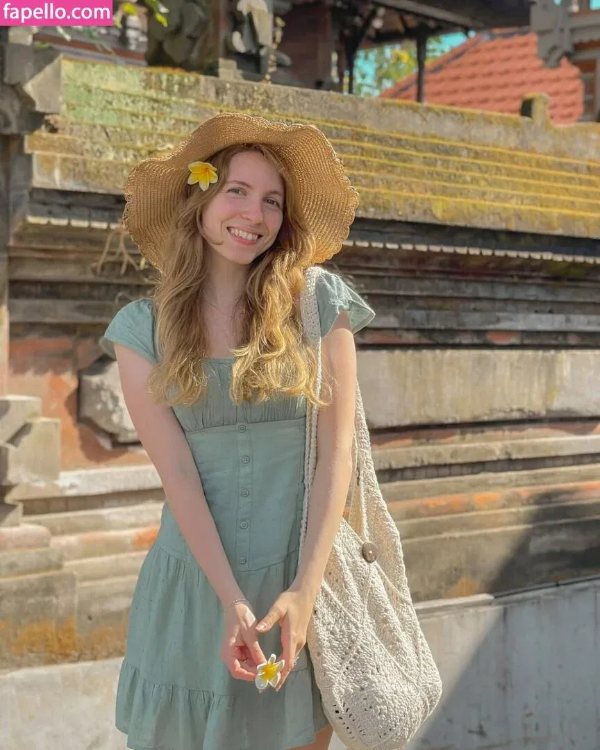 Yarify ASMR Onlyfans Photo Gallery 