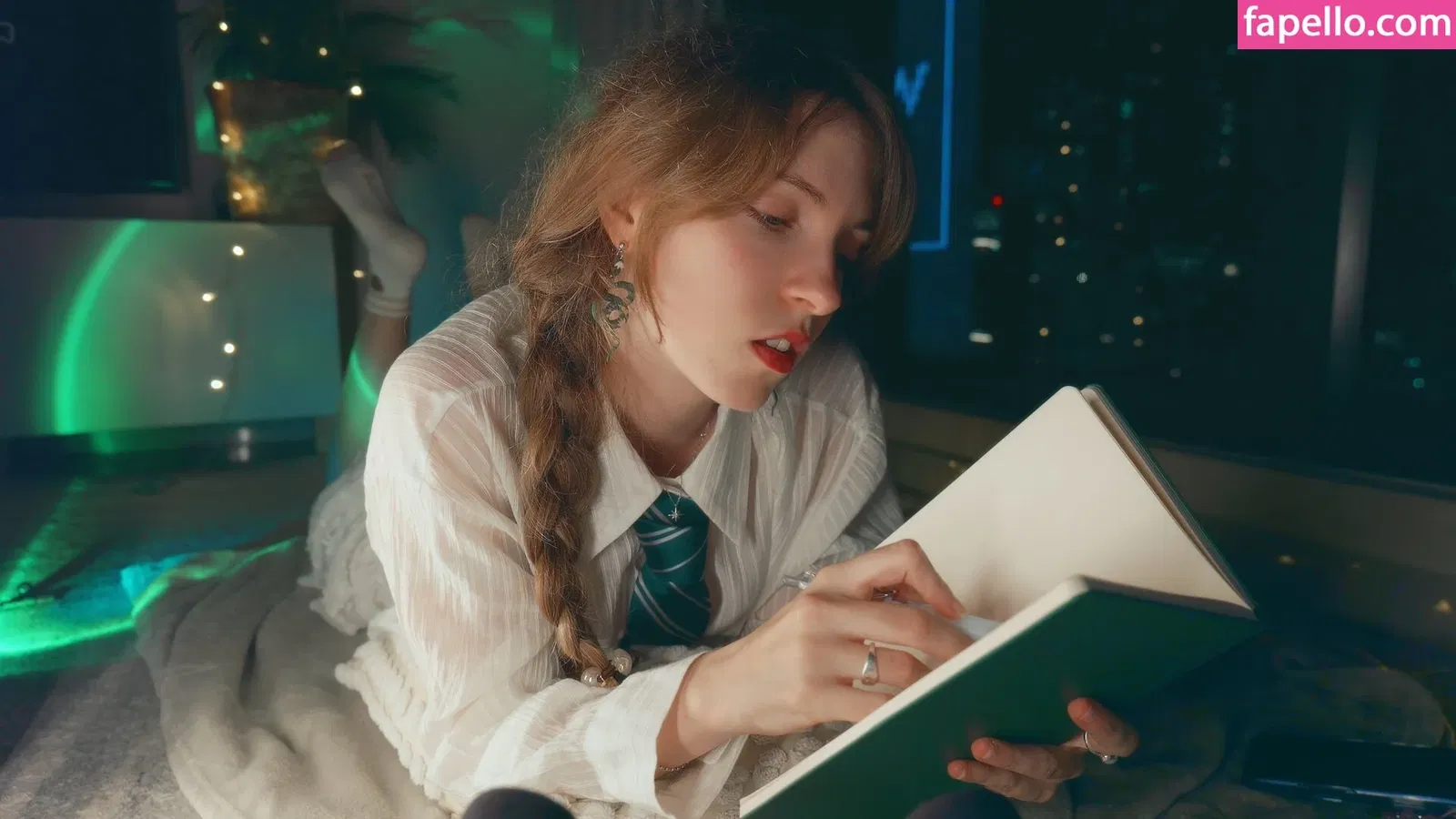 Yarify ASMR Onlyfans Photo Gallery 