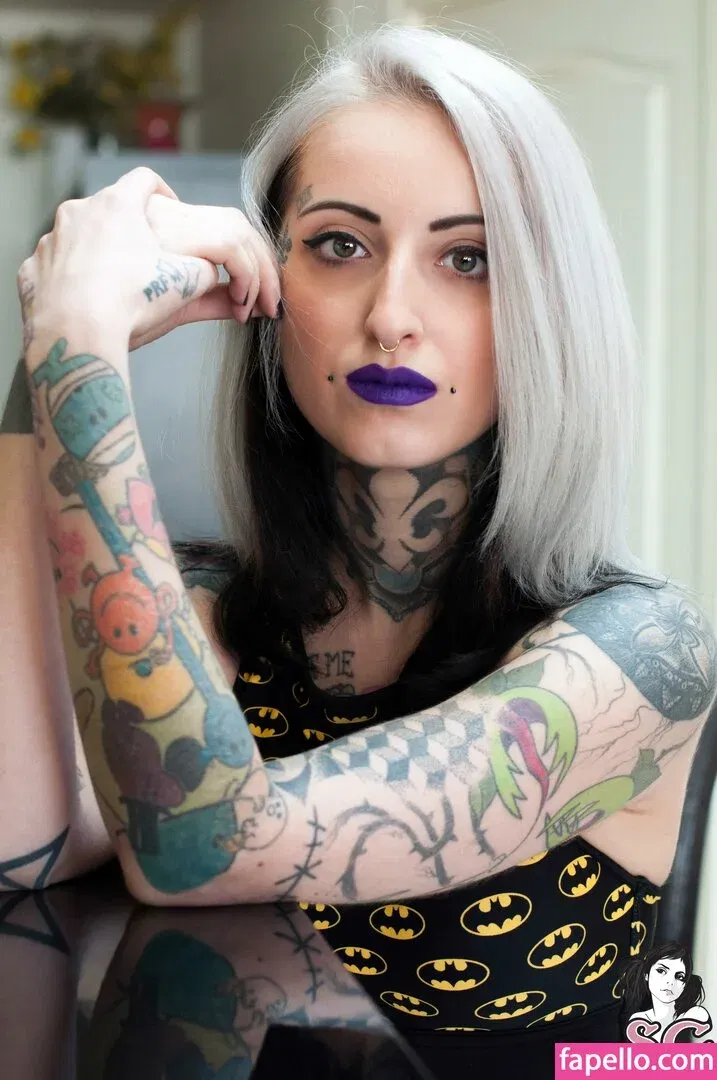 gladycesuicide Onlyfans Photo Gallery 