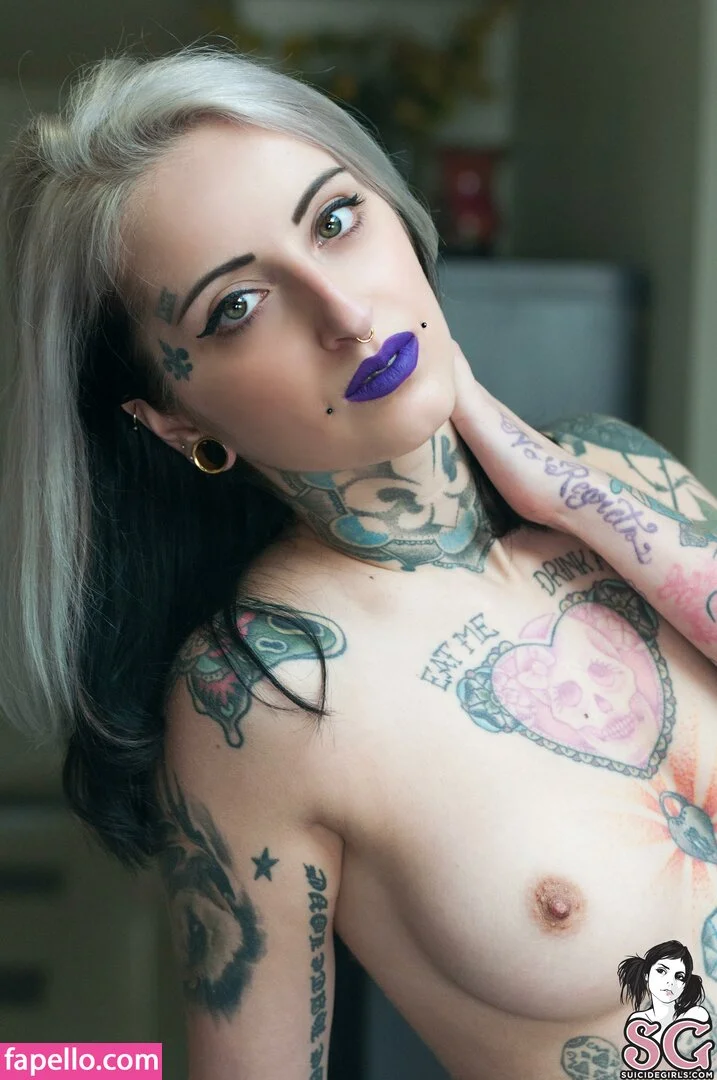 gladycesuicide Onlyfans Photo Gallery 