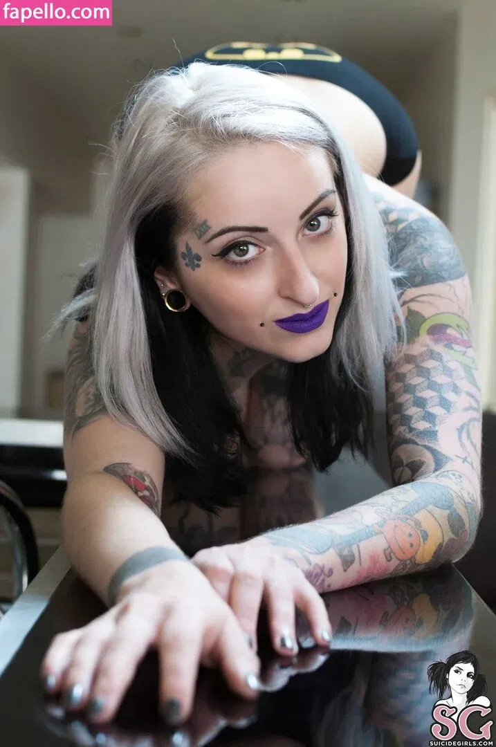 gladycesuicide Onlyfans Photo Gallery 