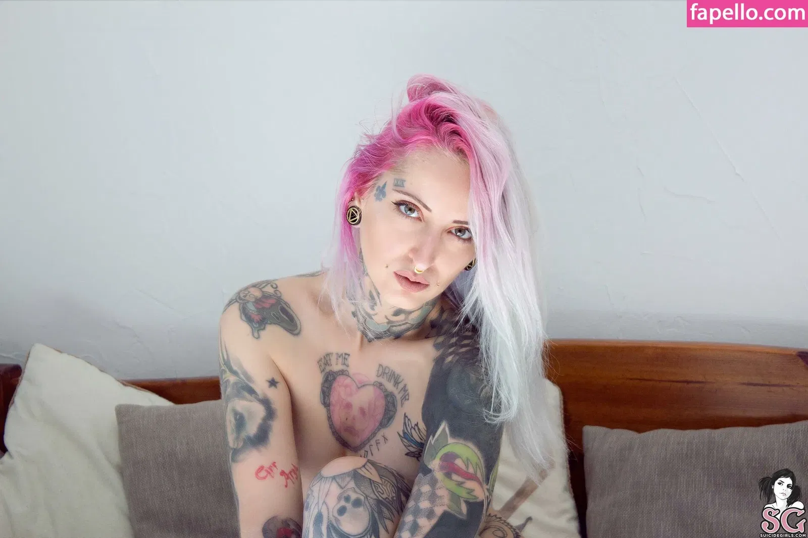 gladycesuicide Onlyfans Photo Gallery 