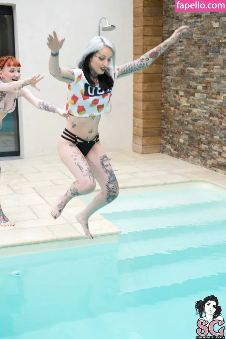 gladycesuicide Onlyfans Photo Gallery 