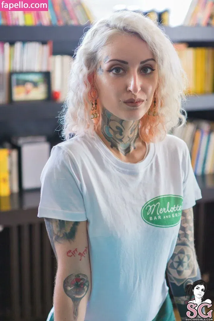 gladycesuicide Onlyfans Photo Gallery 