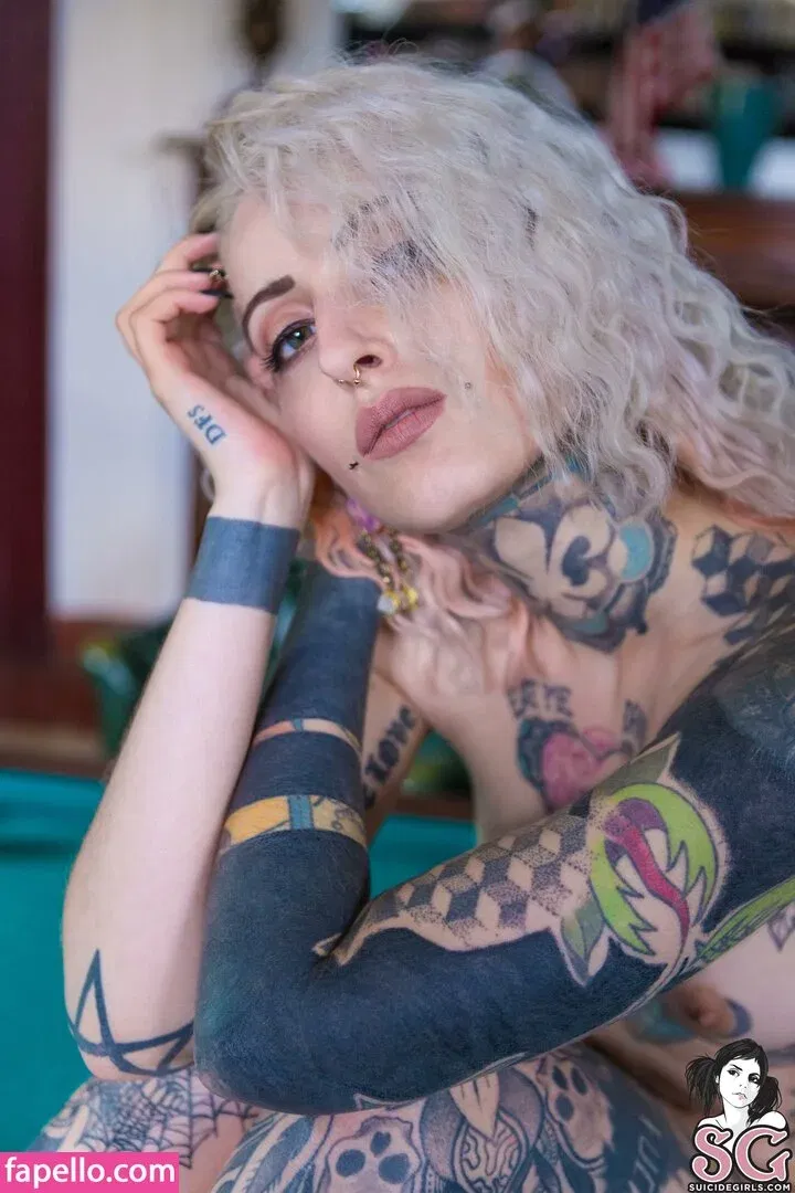 gladycesuicide Onlyfans Photo Gallery 