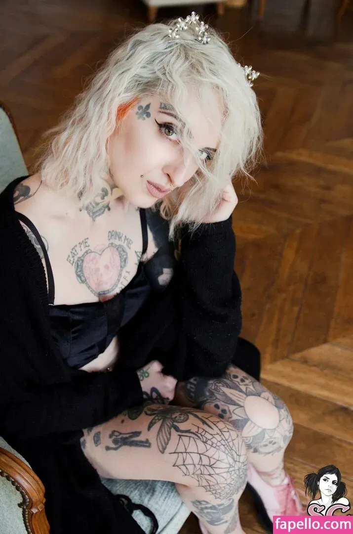 gladycesuicide Onlyfans Photo Gallery 