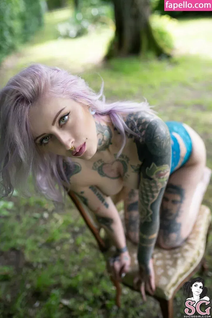 gladycesuicide Onlyfans Photo Gallery 