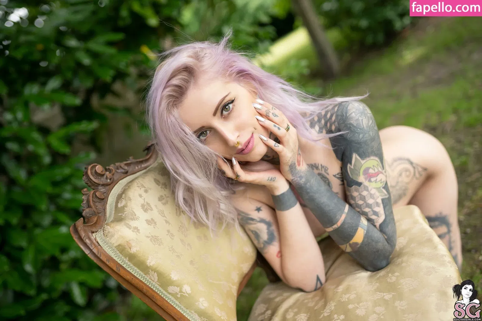 gladycesuicide Onlyfans Photo Gallery 