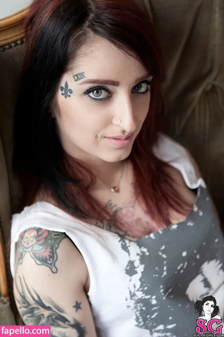 gladycesuicide Onlyfans Photo Gallery 