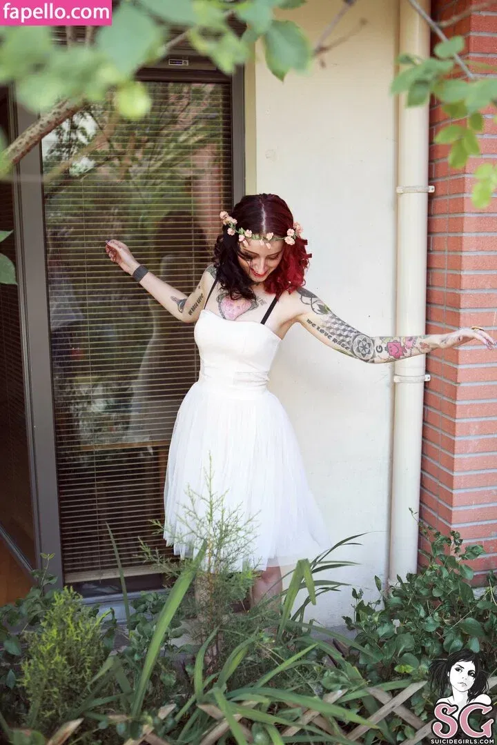 gladycesuicide Onlyfans Photo Gallery 