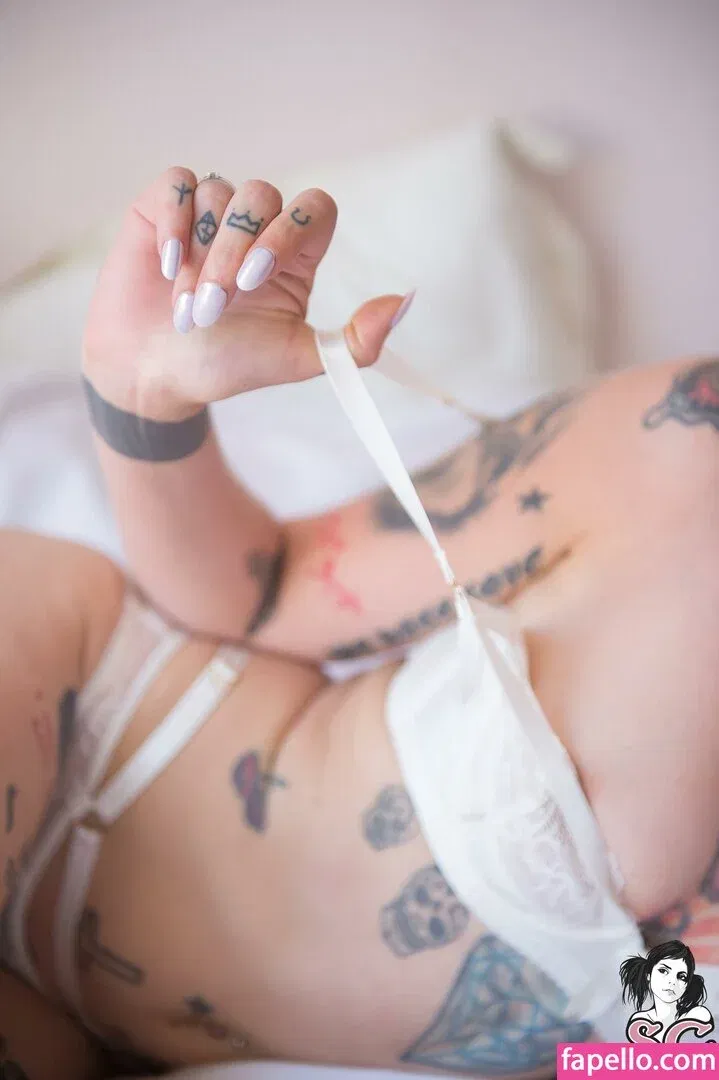 gladycesuicide Onlyfans Photo Gallery 