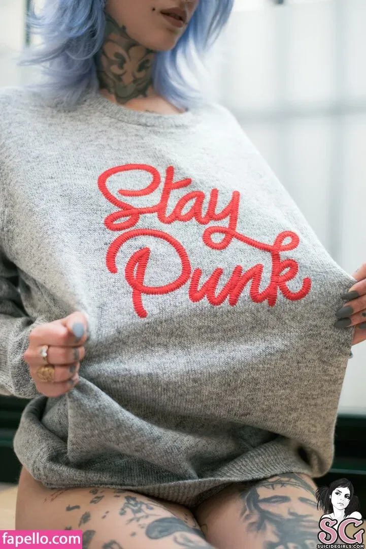 gladycesuicide Onlyfans Photo Gallery 