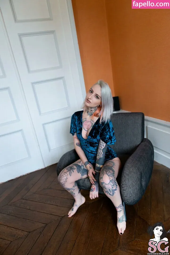 gladycesuicide Onlyfans Photo Gallery 