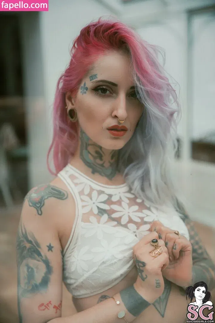 gladycesuicide Onlyfans Photo Gallery 