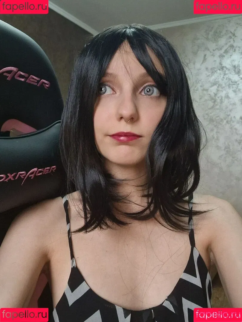 Lina Moore Onlyfans Photo Gallery 