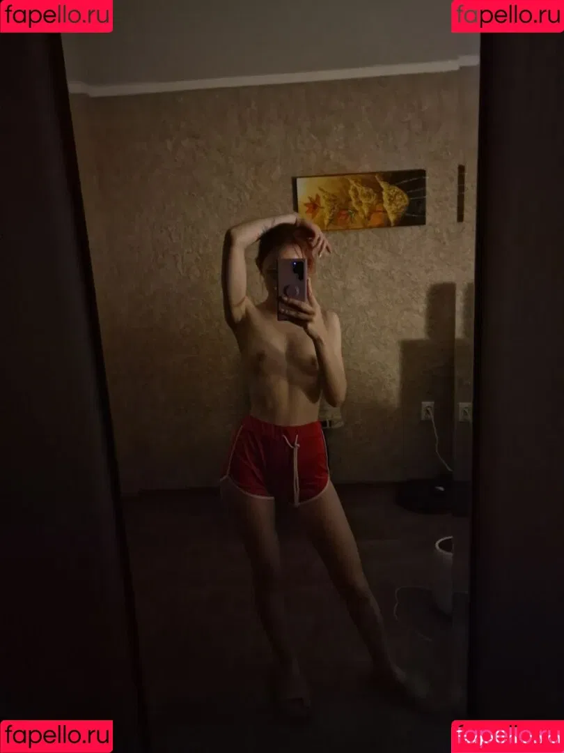 Lina Moore Onlyfans Photo Gallery 