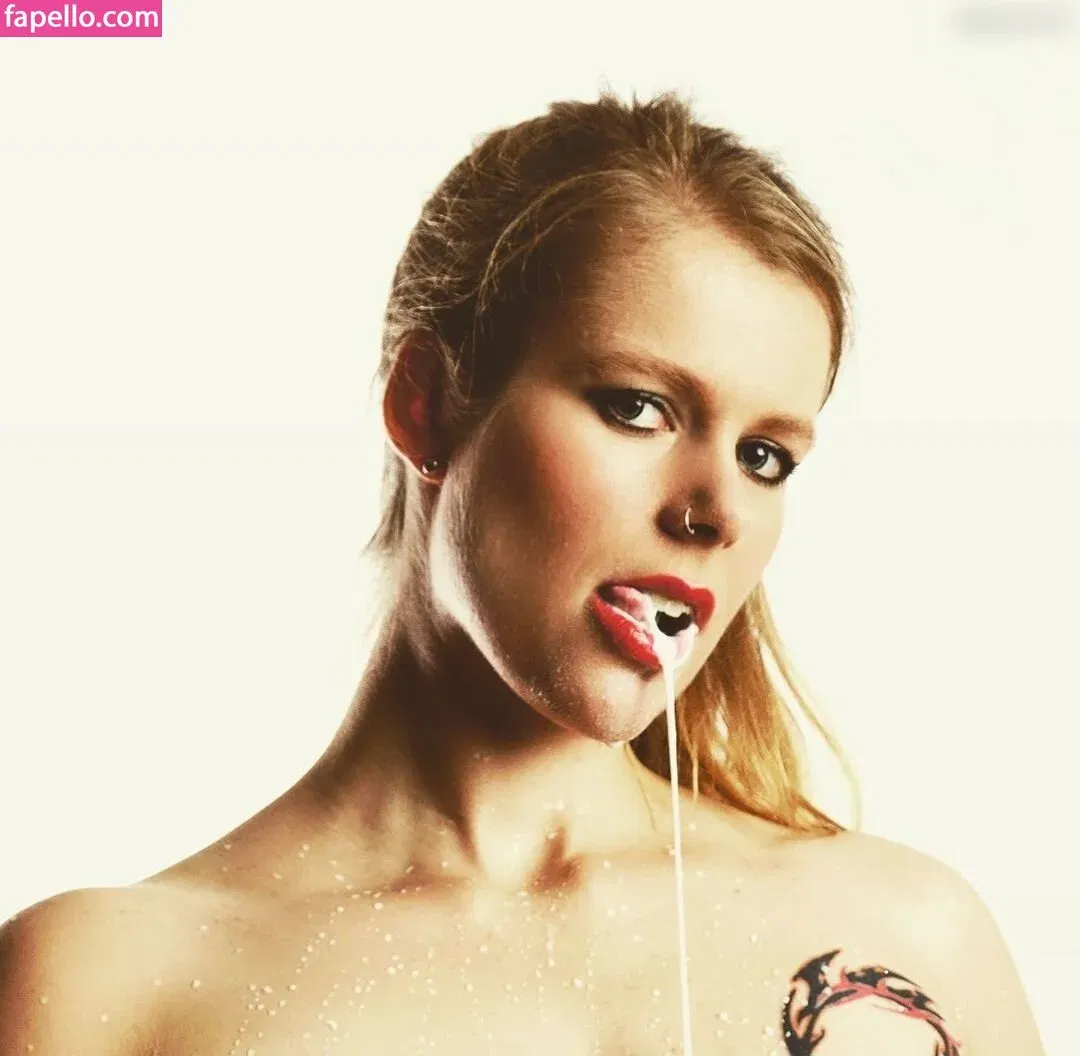 Claudia Swea Onlyfans Photo Gallery 