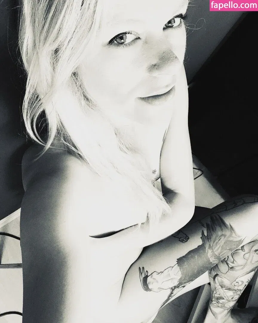 Claudia Swea Onlyfans Photo Gallery 