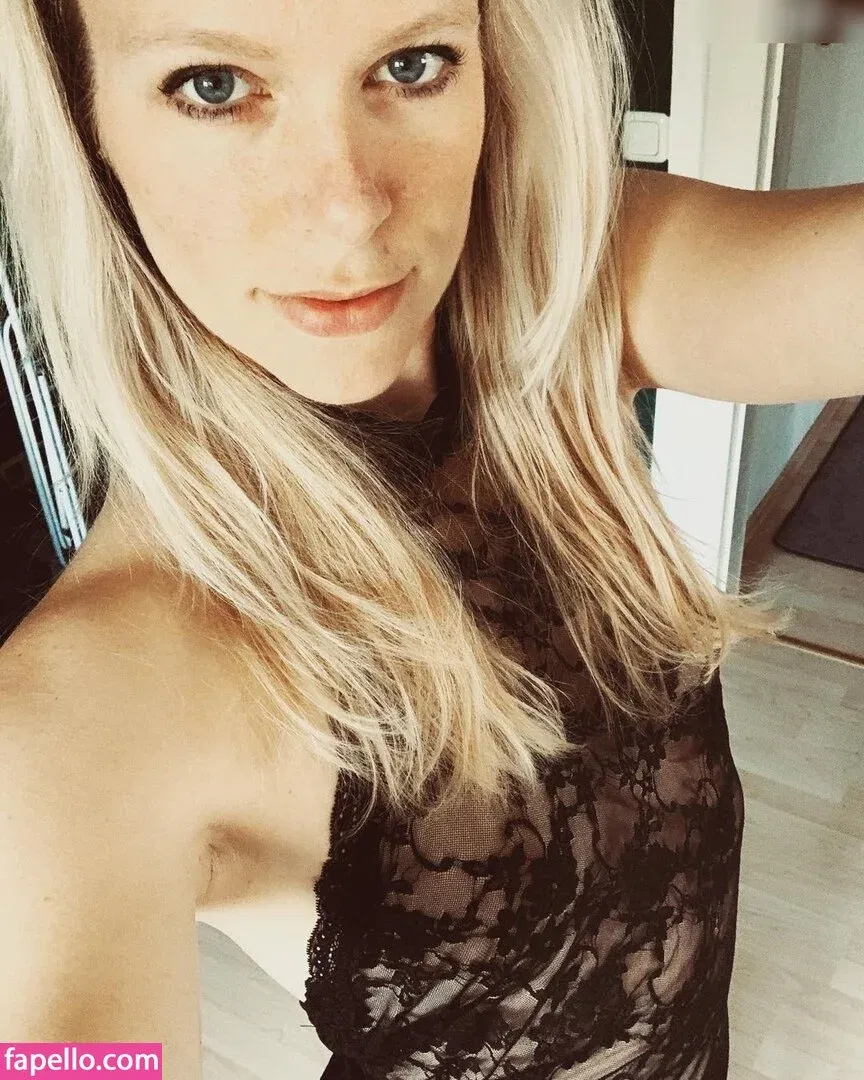 Claudia Swea Onlyfans Photo Gallery 