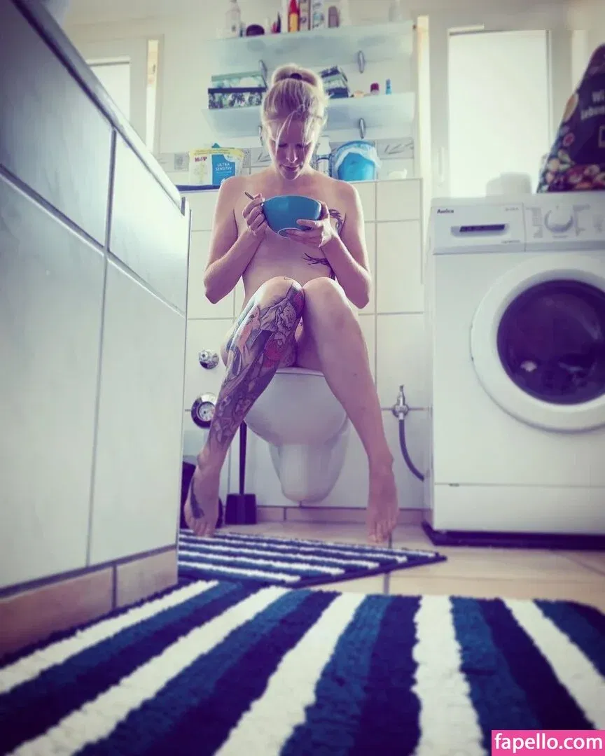 Claudia Swea Onlyfans Photo Gallery 