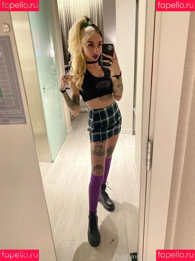 Cruella Morgan Onlyfans Photo Gallery 