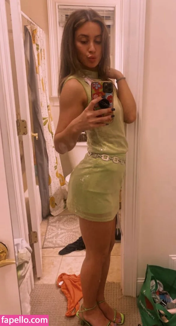 Mae Heddleston Onlyfans Photo Gallery 