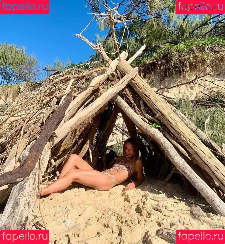 Sharni Vinson Onlyfans Photo Gallery 