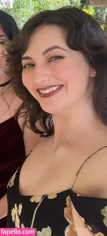 Lucy James Onlyfans Photo Gallery 