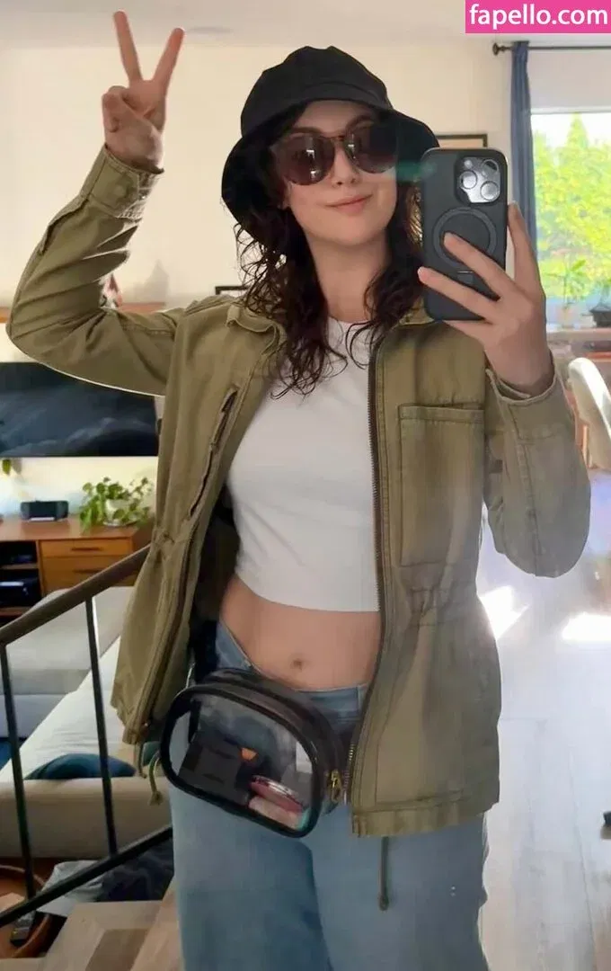 Lucy James Onlyfans Photo Gallery 