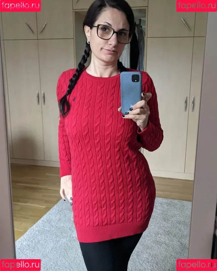 Hotwifehunny Onlyfans Photo Gallery 