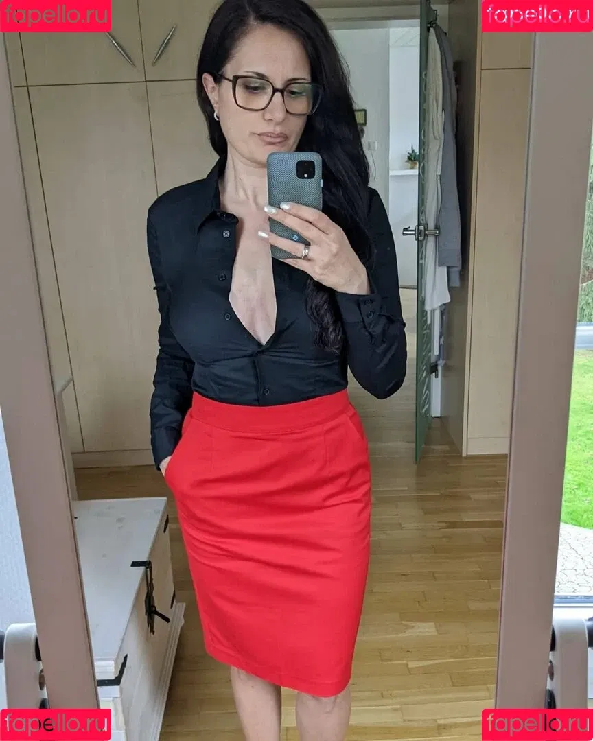 Hotwifehunny Onlyfans Photo Gallery 