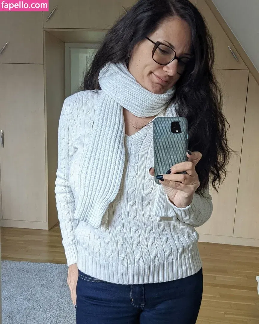 Hotwifehunny Onlyfans Photo Gallery 