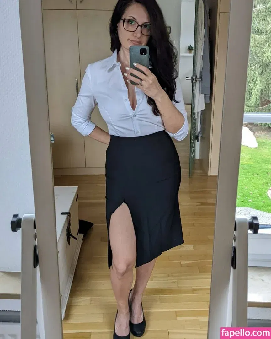 Hotwifehunny Onlyfans Photo Gallery 