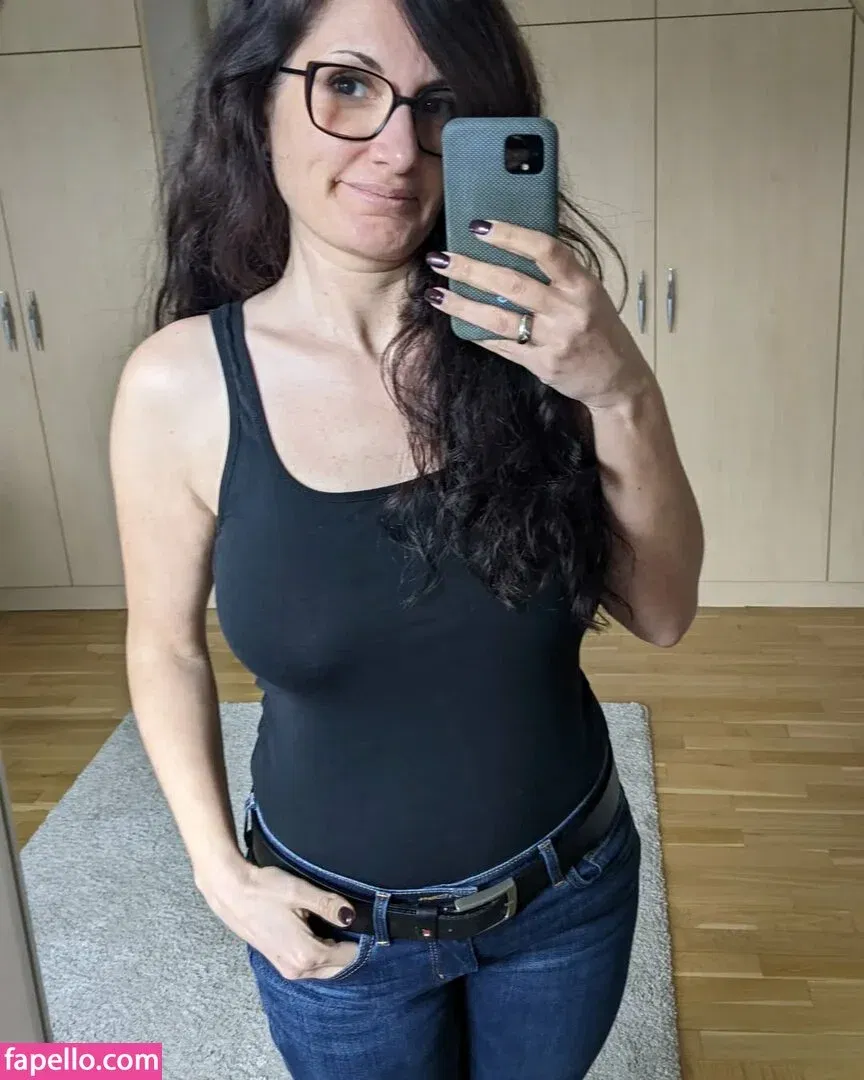 Hotwifehunny Onlyfans Photo Gallery 