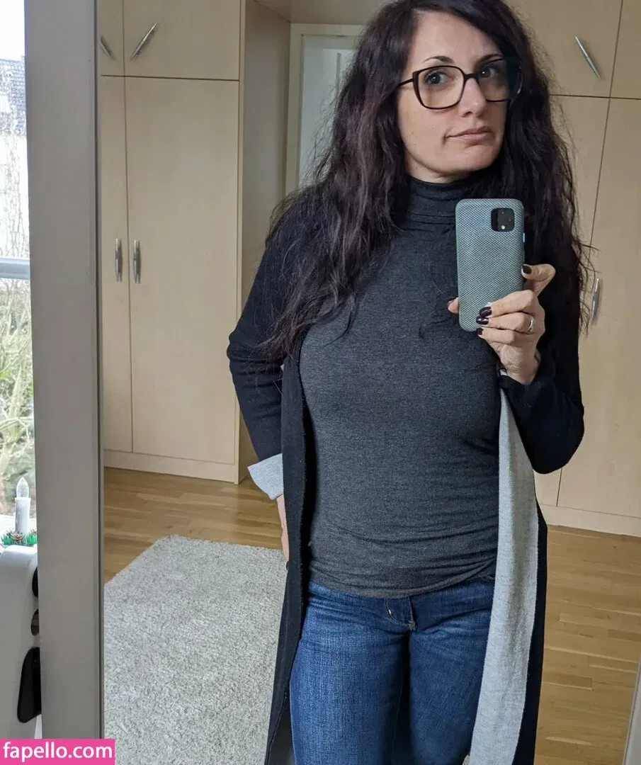 Hotwifehunny Onlyfans Photo Gallery 